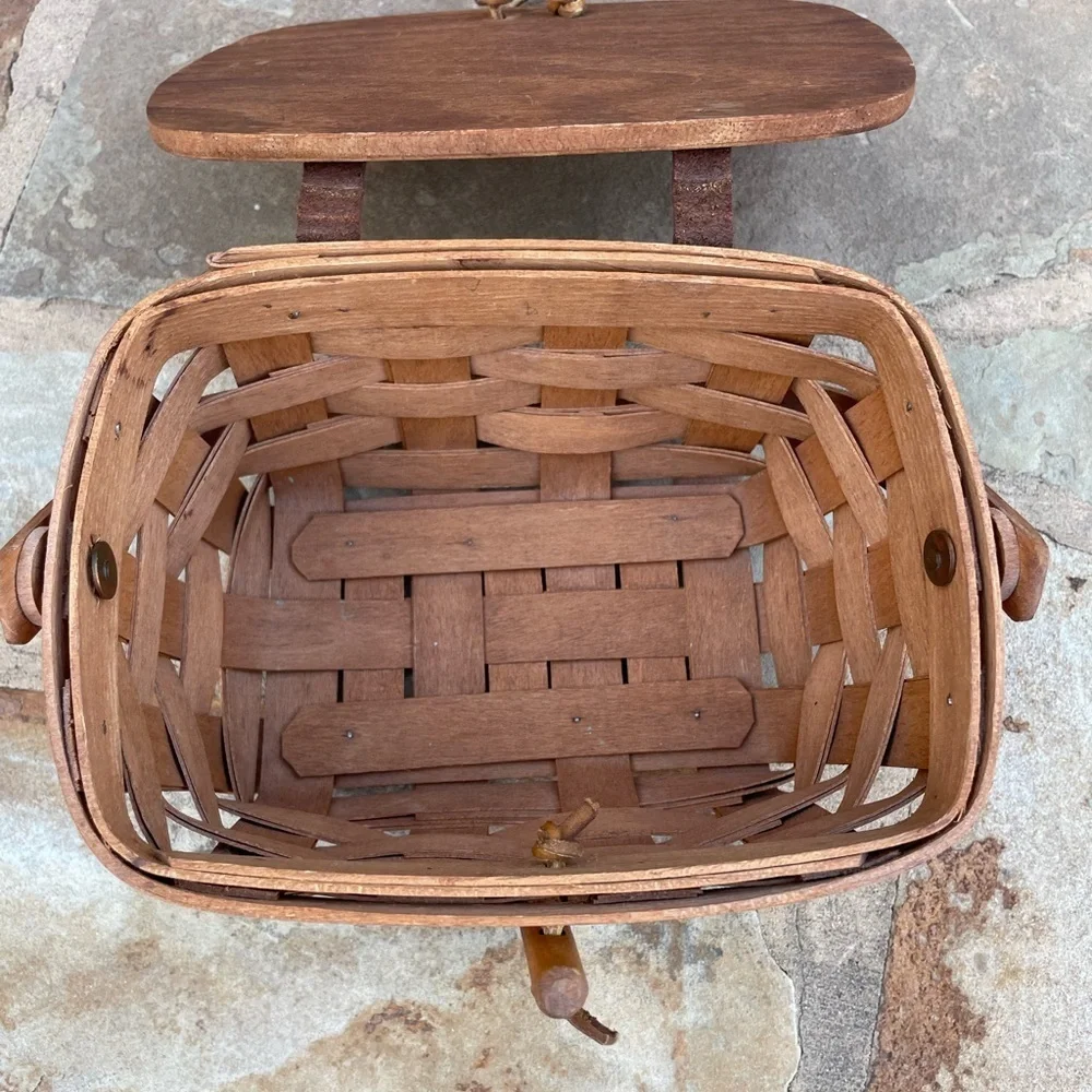 Vintage 80's Longaberger Handwoven Wood Small Lidded Basket 7” X 5” X 4”